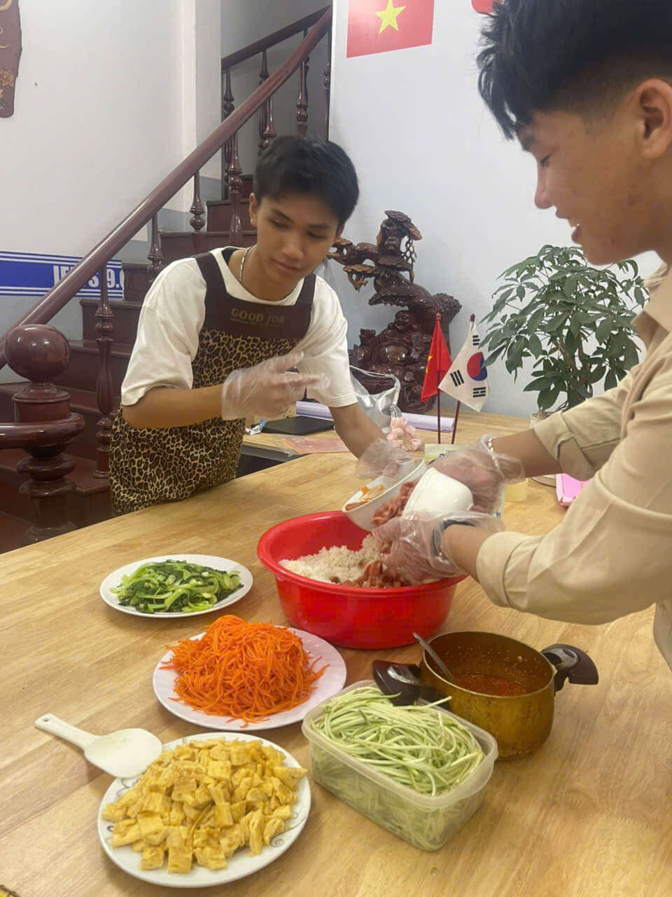 Trải nghiệm làm Bibimbap