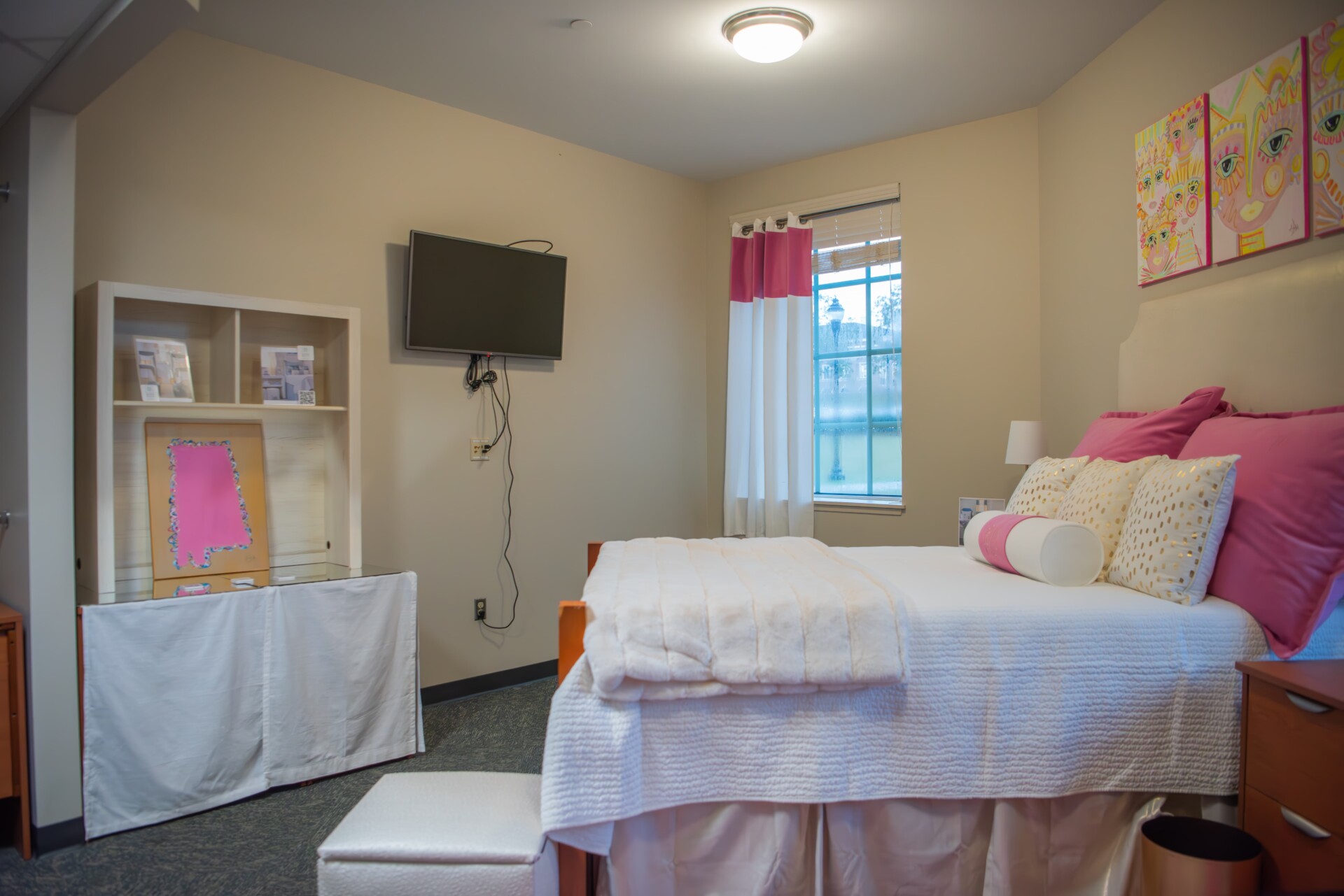 Phòng ký túc xá tại Rushing Hall