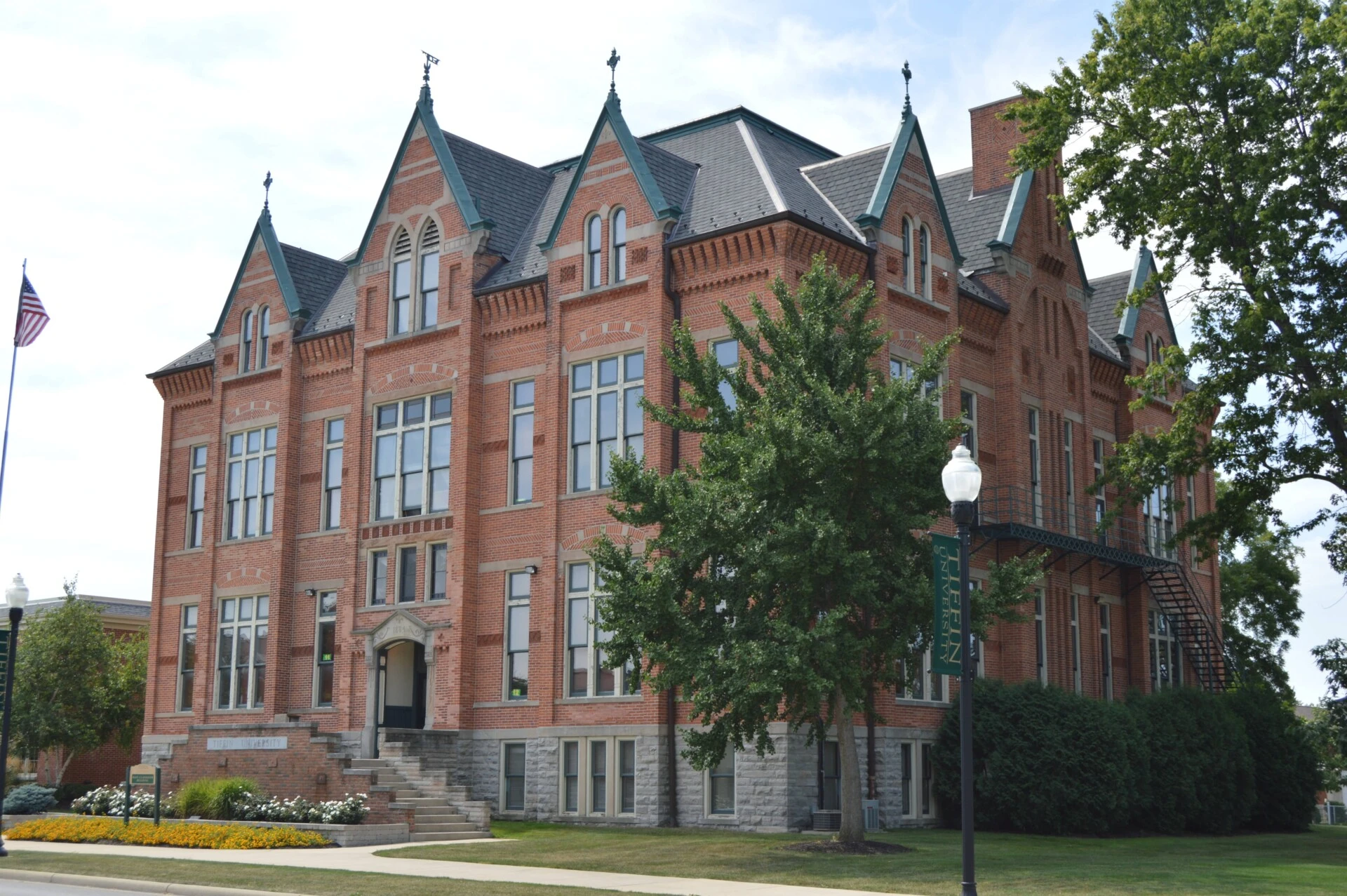 Tiffin University