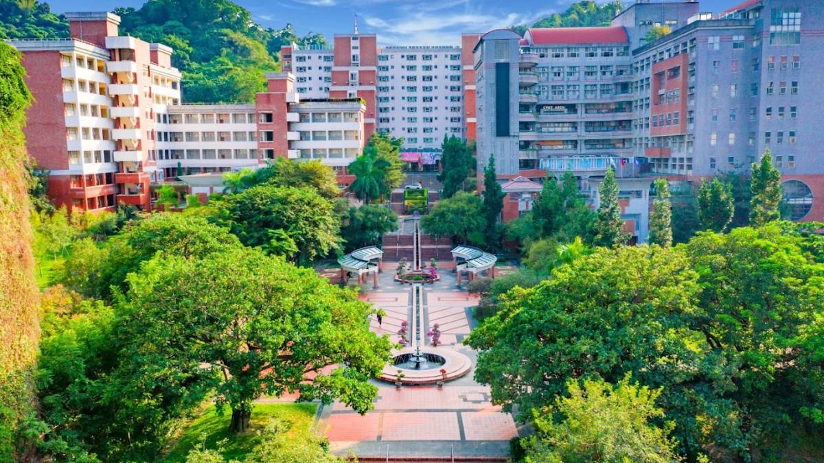 Đại học Khoa học và Công nghệ Triều Dương